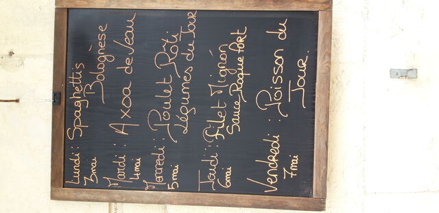 Bonjour à vous tous,
Pour débuter ce joli mois de mai, voici le menu de la semaine 😍