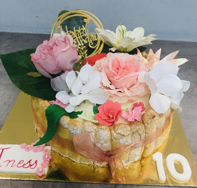 Charlotte aux fruits, façon Bouquet de fleurs