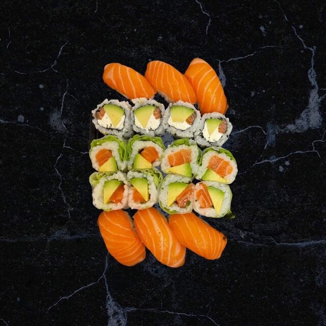 M5: 17.50€ ( 6 sushis saumon, 4 california rollls saumon avocat cheese, 8 verde maki saumon avocat )