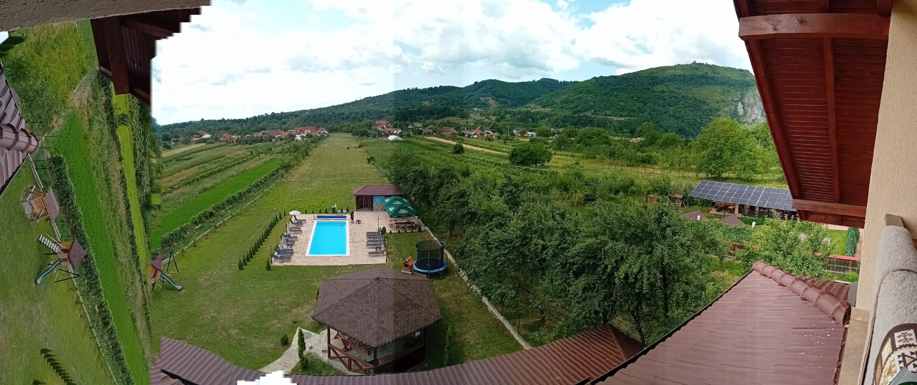 Oferim cazare, organizam evenimente, team buildinguri!