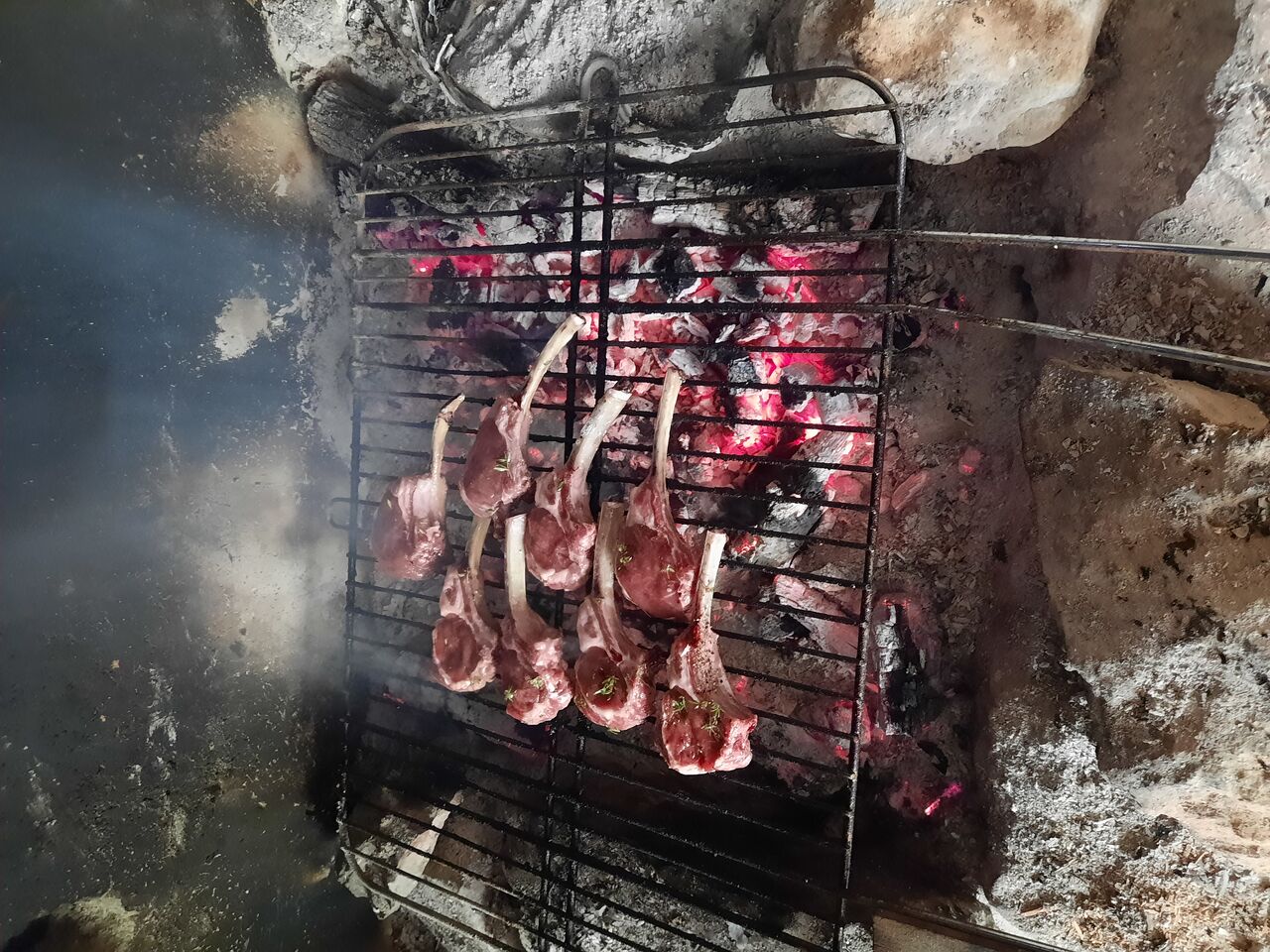 Noisettes de carré d'agneau grillées. Ce sont les mêmes,du beurre!!!