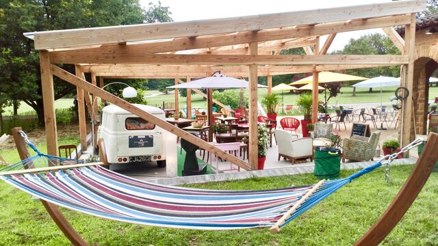 Rien de mieux qu'un tour de hamac avec vue sur le aprc
