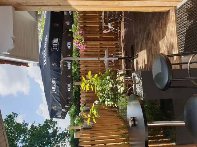 LA TERRASSE
