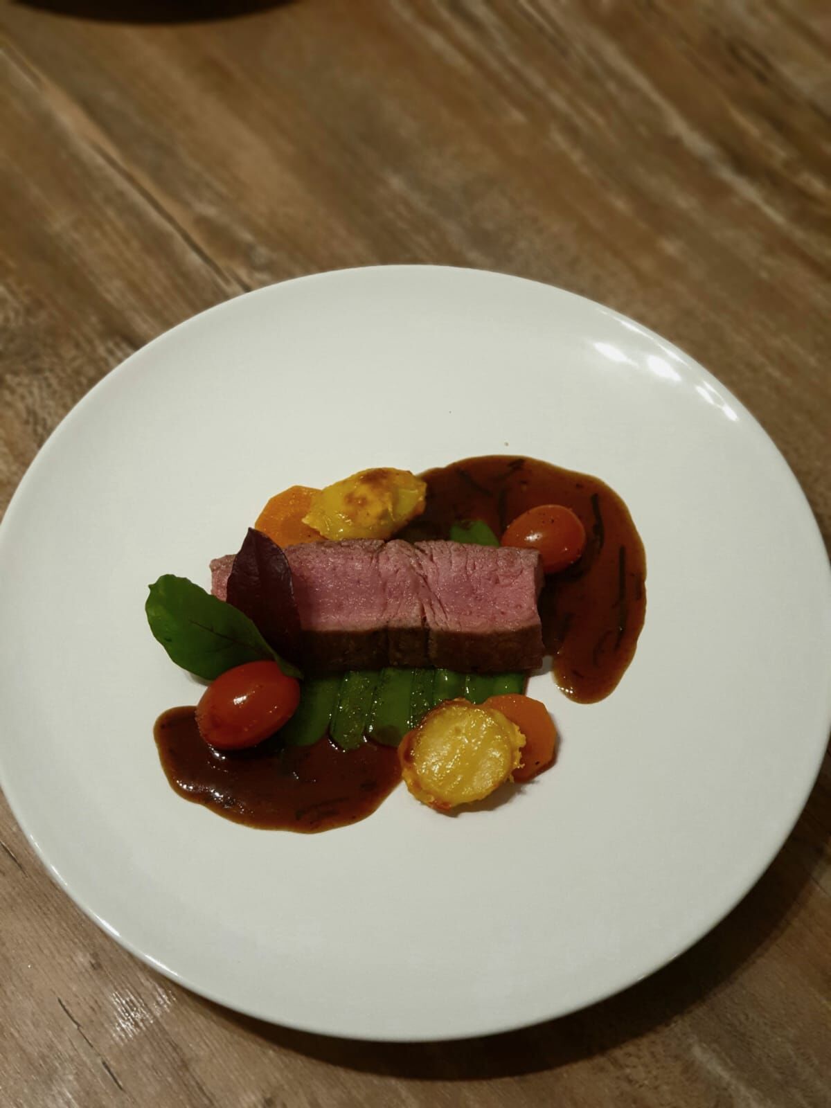 Roastbeef rosa mit Trüffelsauce