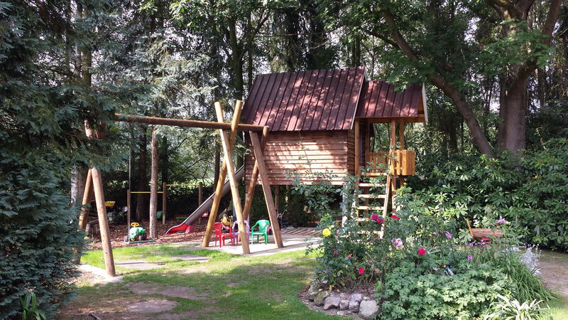 Spielplatz zum Toben für die Kleinen