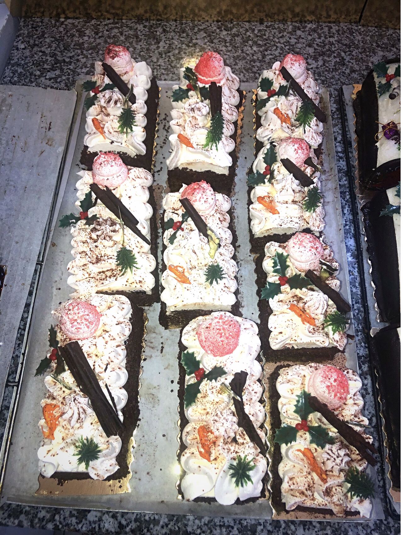 Bûche forêt noire.?