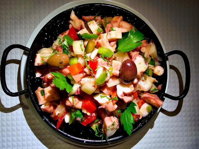 Salada de Polvo/ Octopus Salad 