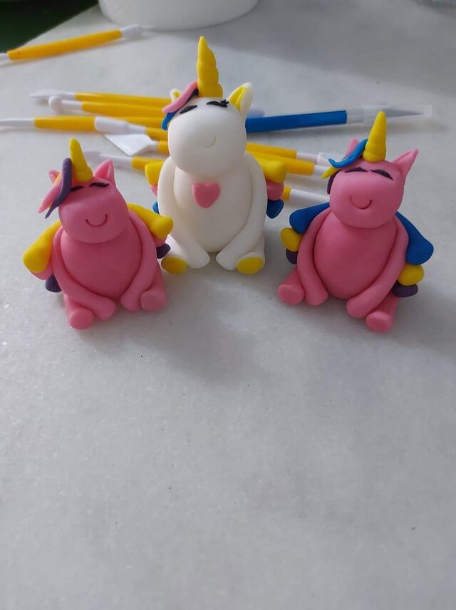 FIGURINE DIN MARTIPAN PENTRU DECORATIUNI