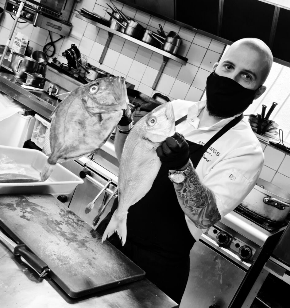 Arrivage Saint-Pierre et Pageot de ce matin pour Chef à Domicile ce soir...