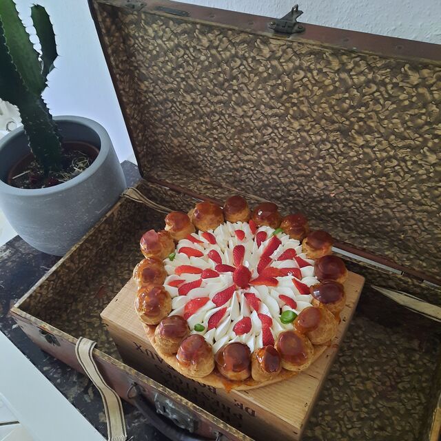 St honoré aux fraises 🍓