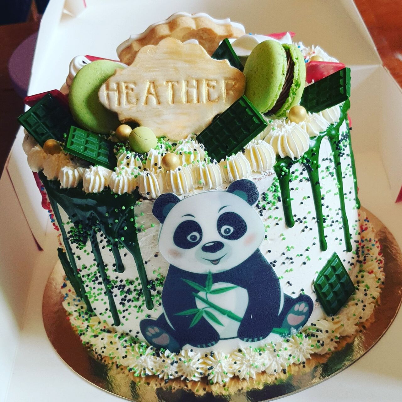 Thème panda derrière le thème de foot,gateau double thème 