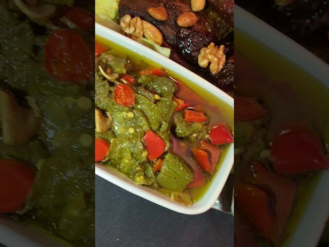 Demi casque d'agneau aux fruits secs et aux entrées froides variées