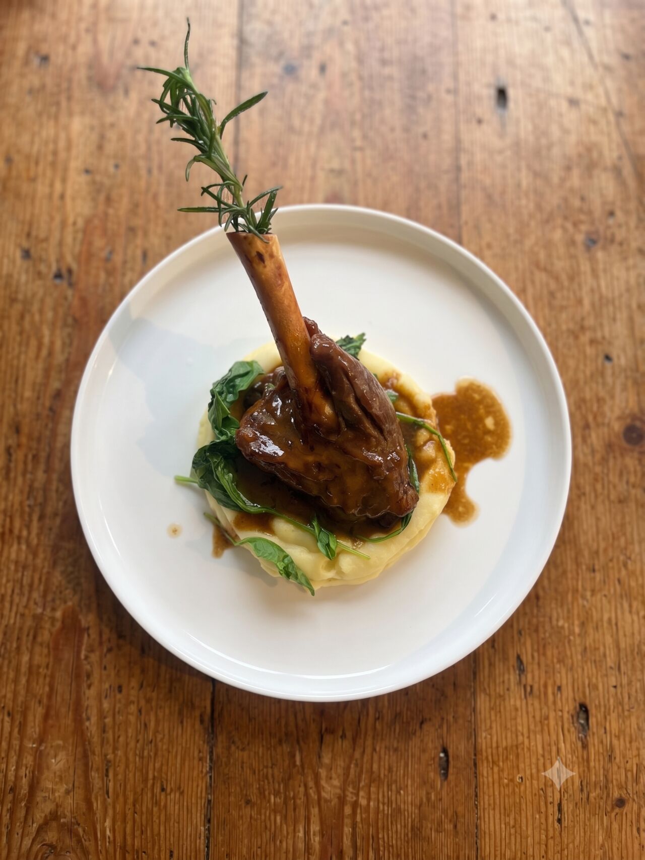 Lamb knuckle 