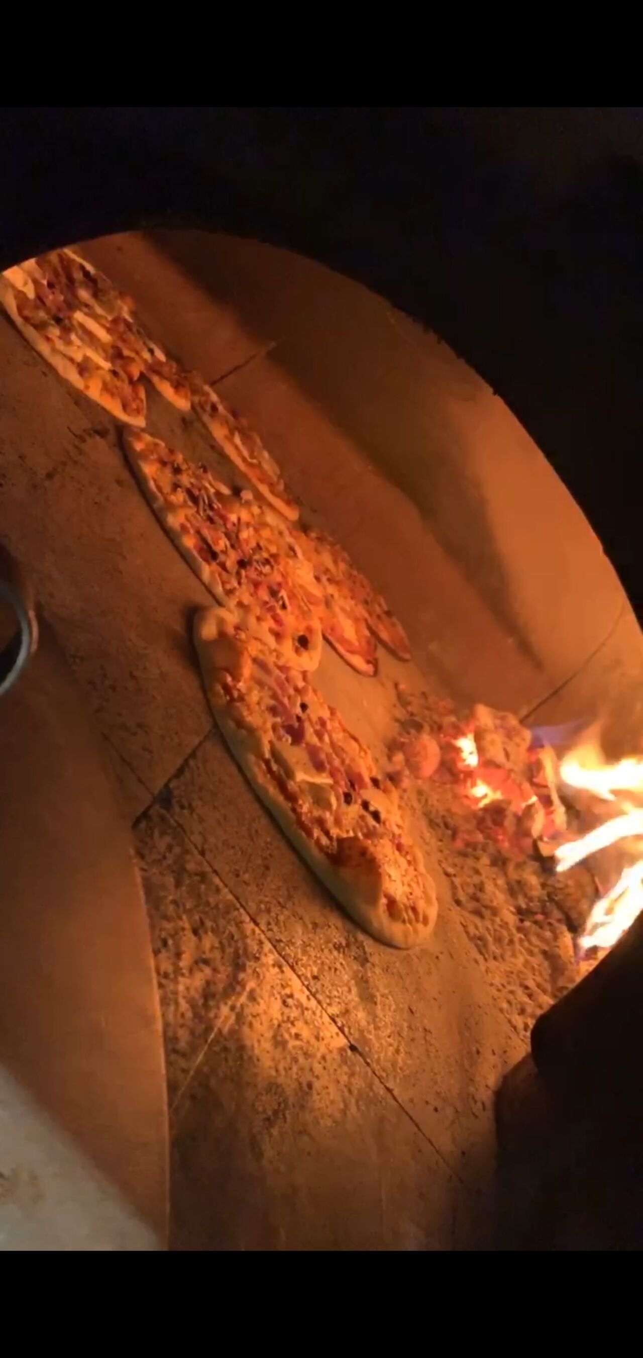 Avec leur cuisson au feu de bois, vous ne les oublierez pas !