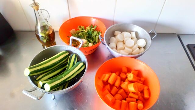 Légumes frais pour le couscous 