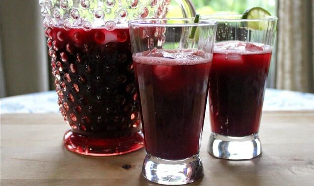 Jus d'hibiscus un régale dans les papilles 