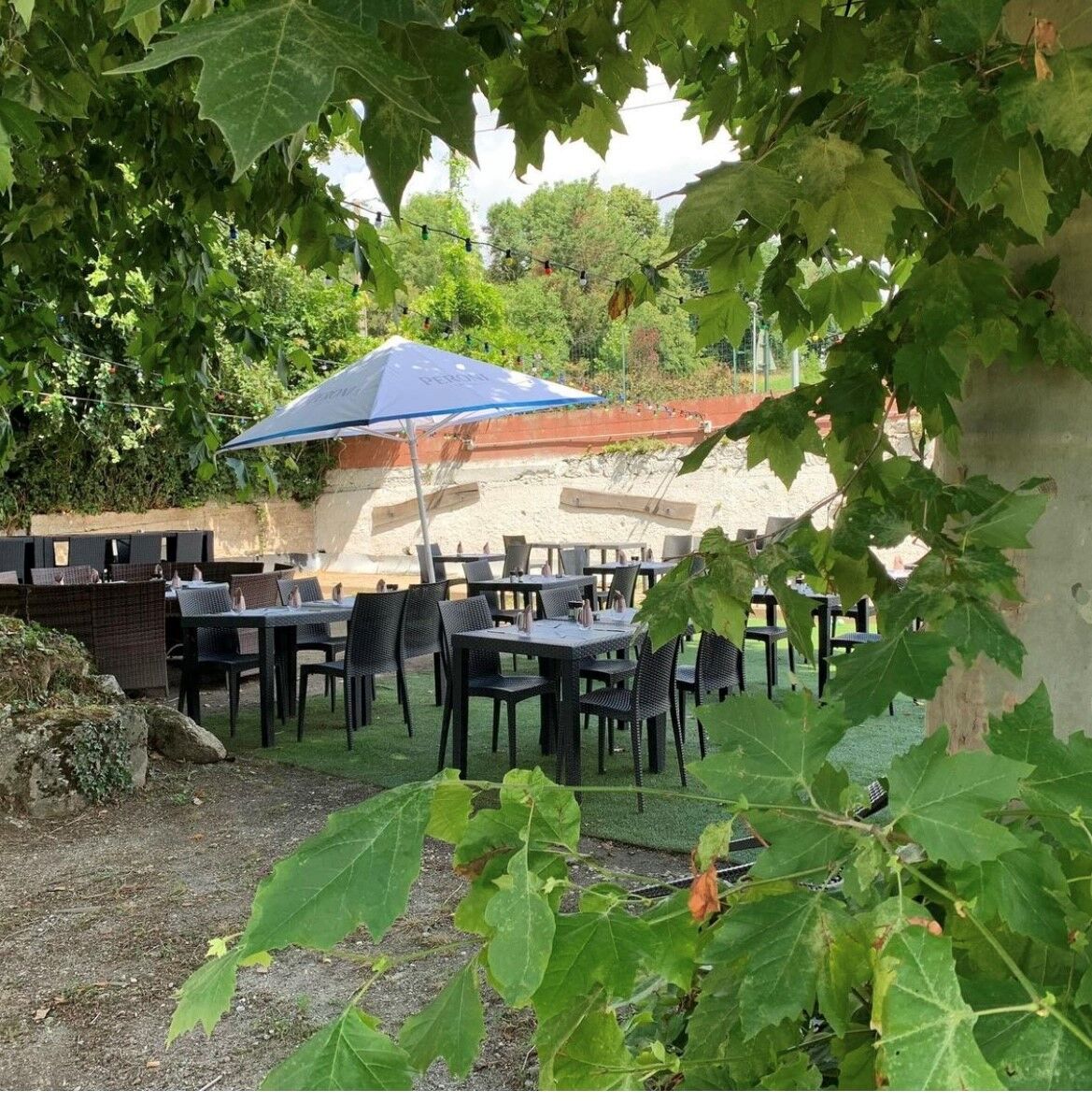 Notre terrasse ombragée pour passer un moment de détente