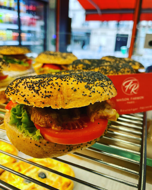 De retour semaine prochaine 