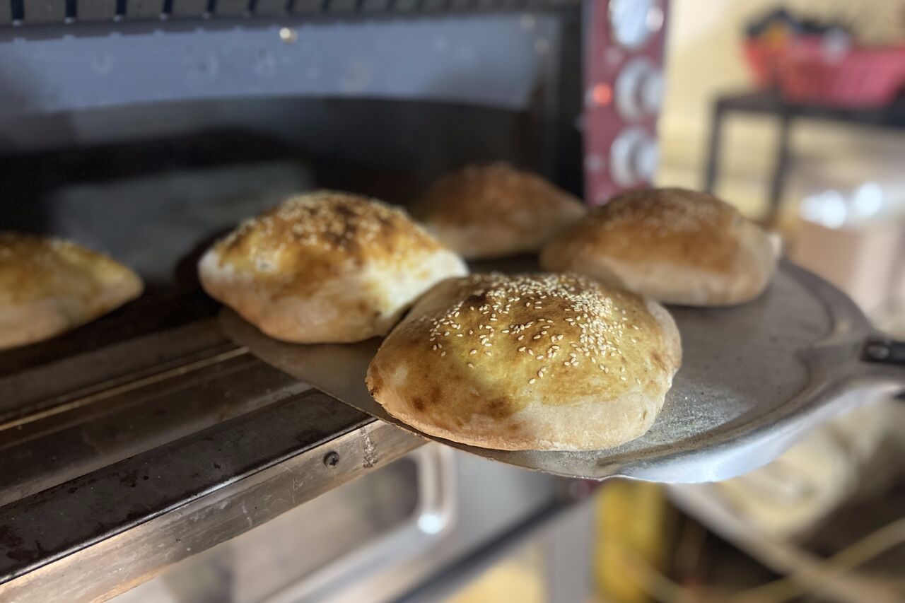 UN PAIN DONËR MAISON