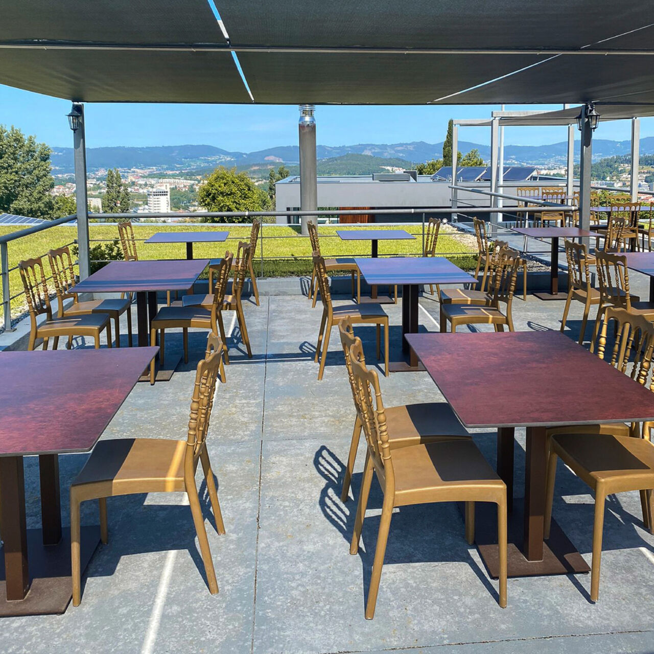 Venha desfrutar do nosso Rooftop