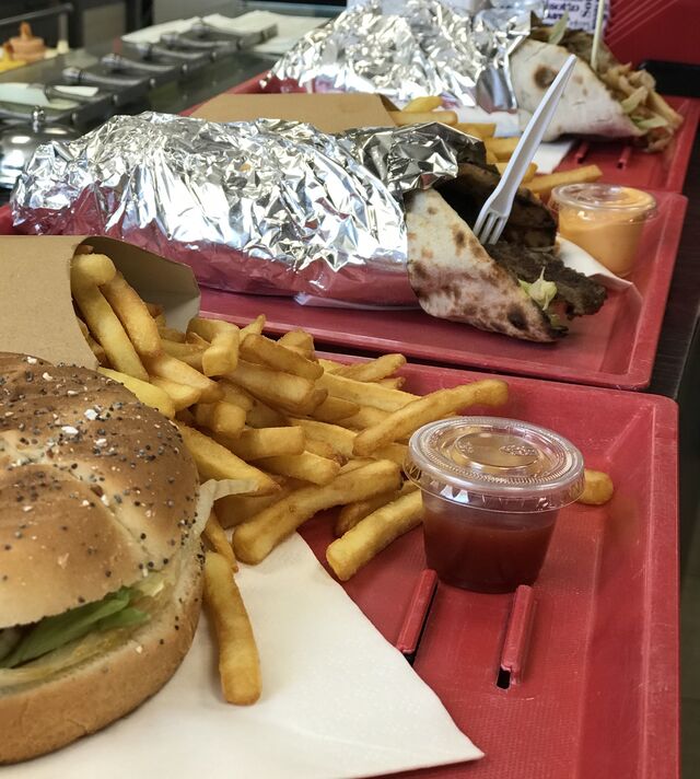 Menu cheese Burger et Menu Naan sur place 