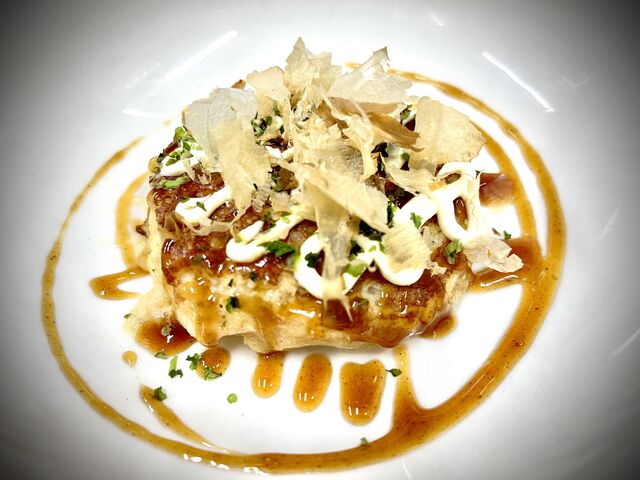 Tortilla de patatas estilo okonomiyaki 