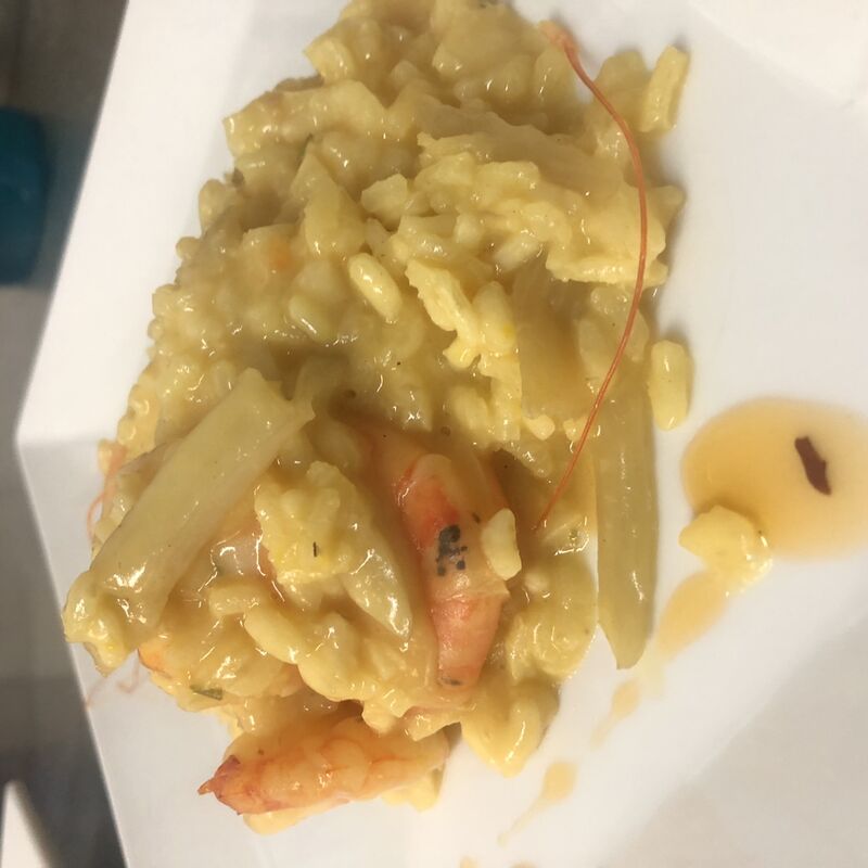 Safran Risotto mit Garnelen und Fenchel Gemüse 