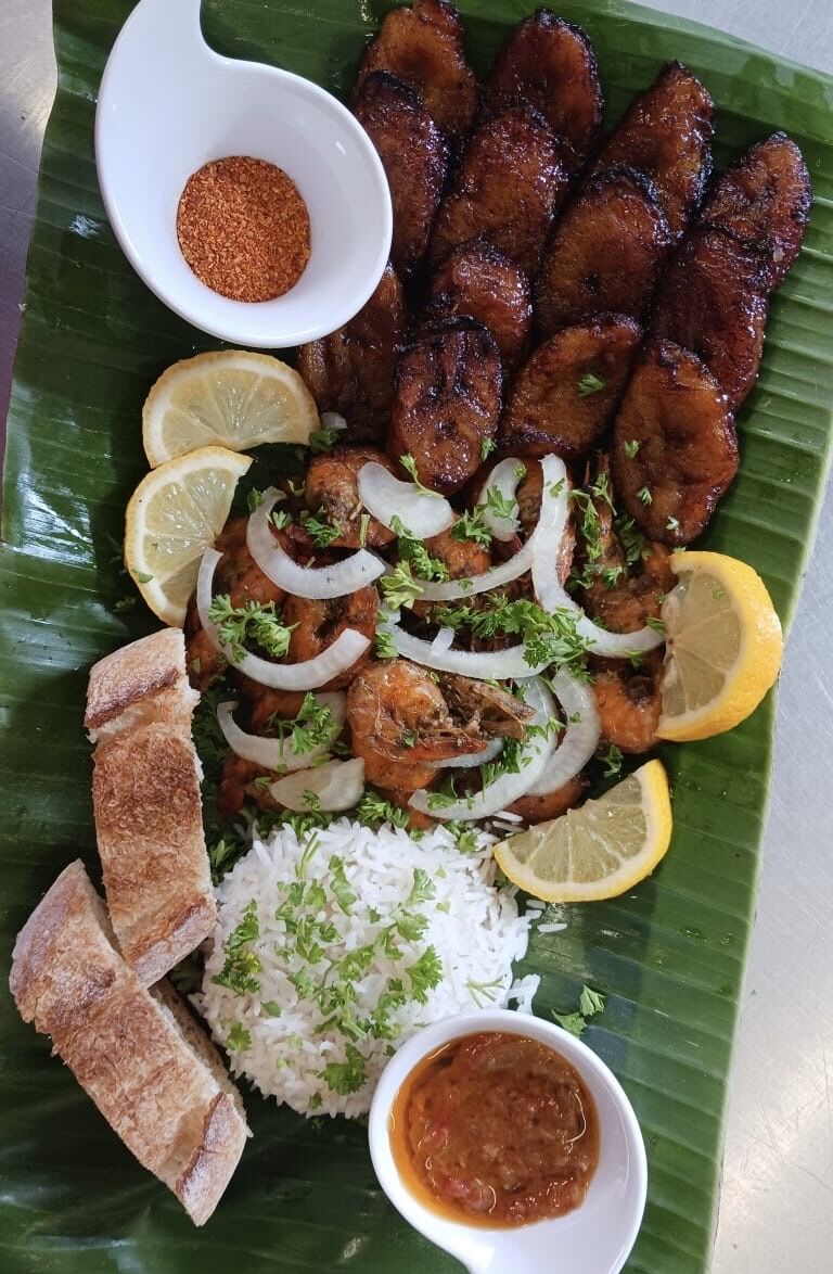 Crevette sautée avec banane plantain