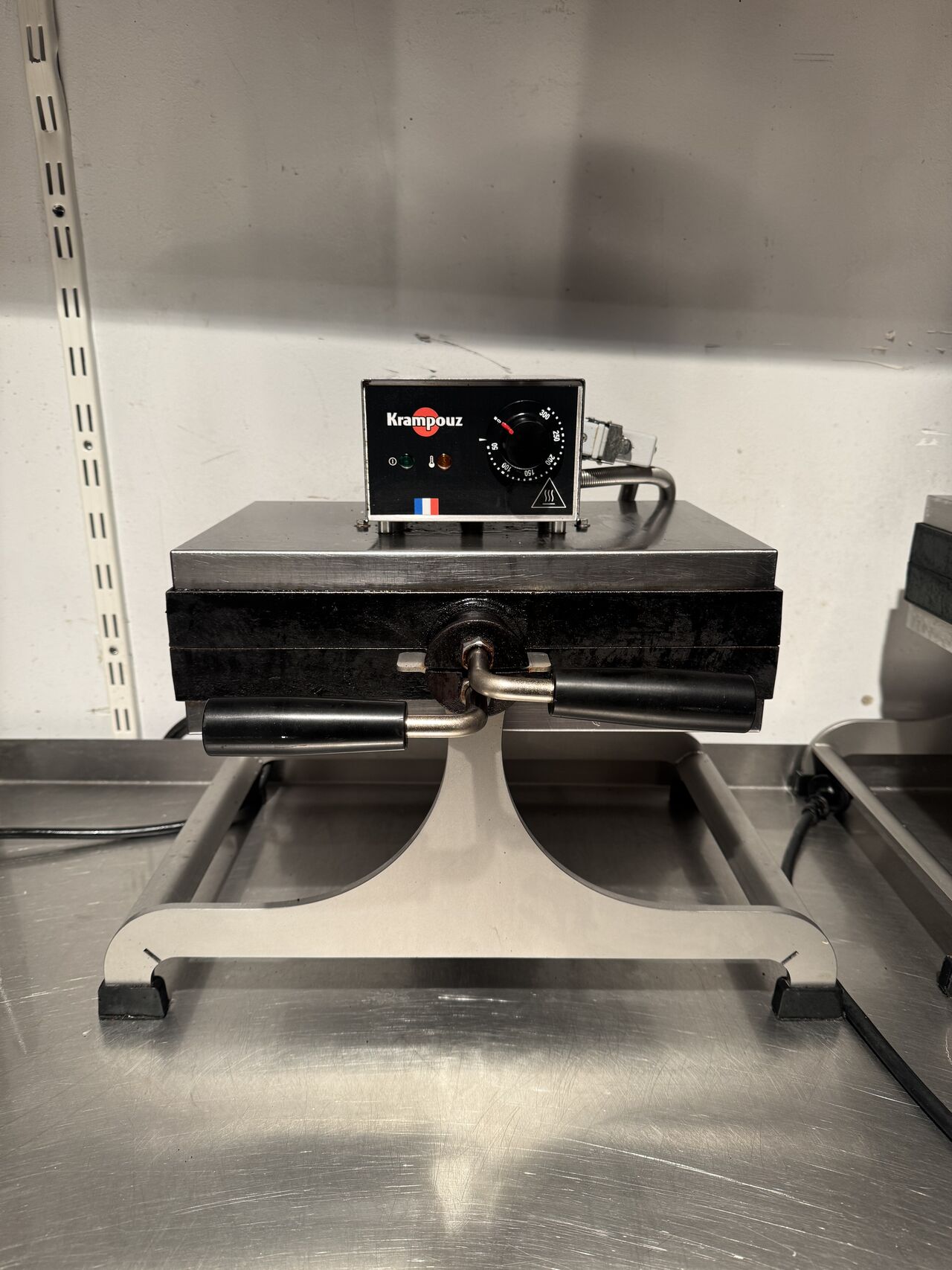 Location gaufrier electrique KRAMPOUZ rotatif