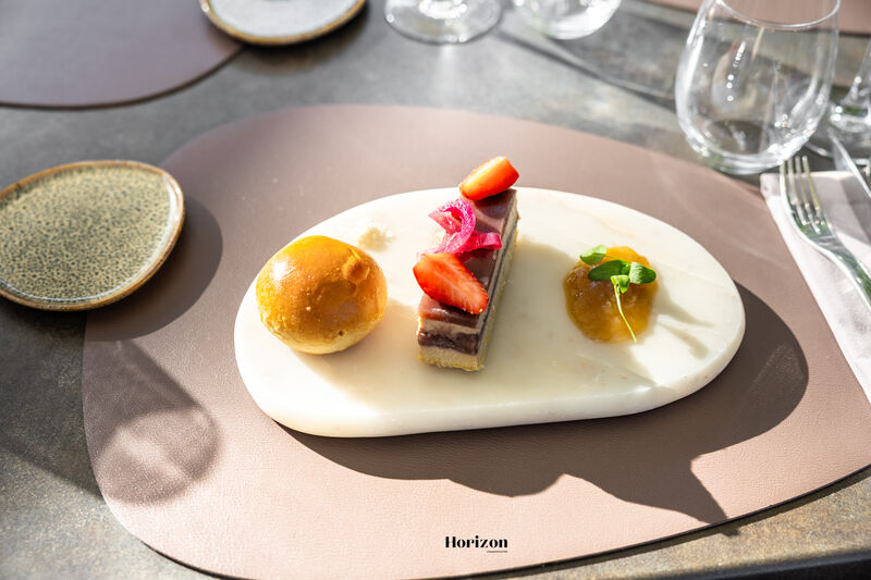 Opéra de foie gras, Fraise, Vinaire, Oignon rouge, Chutney