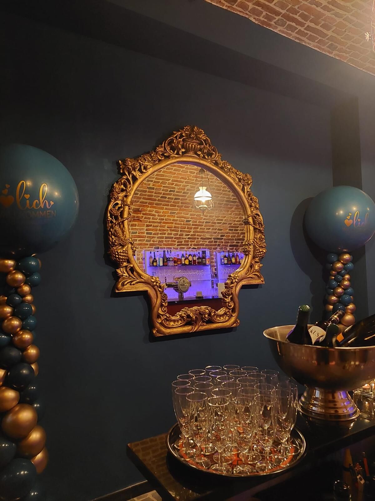 Spieglein Spieglein an der Wand