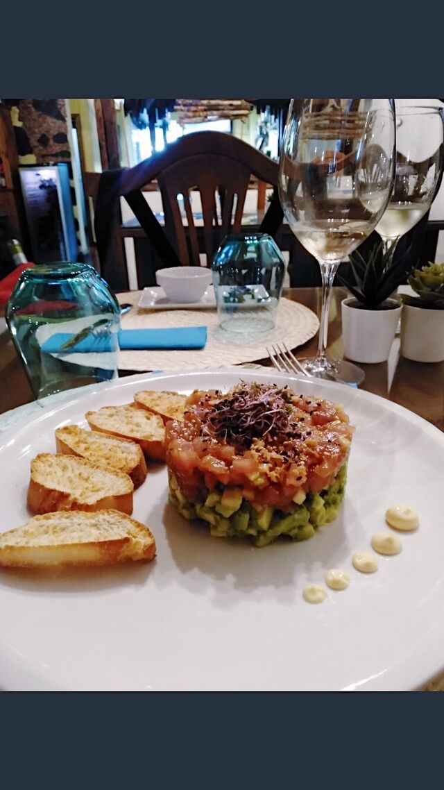 Tartar de aguacate y atunfresco