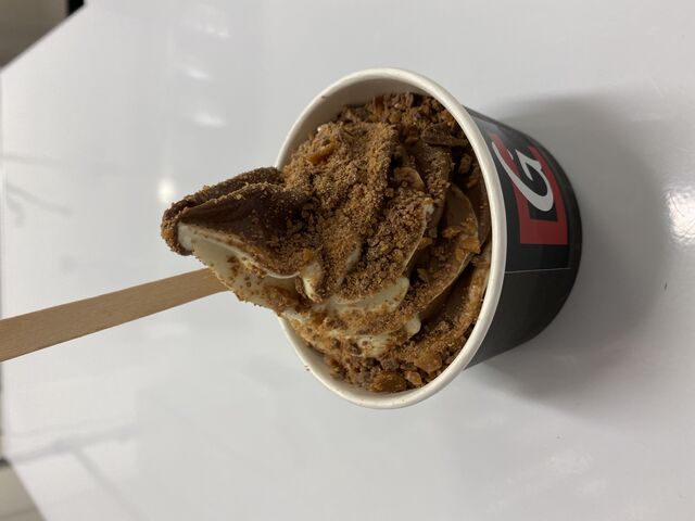 Sundae caramel daims 