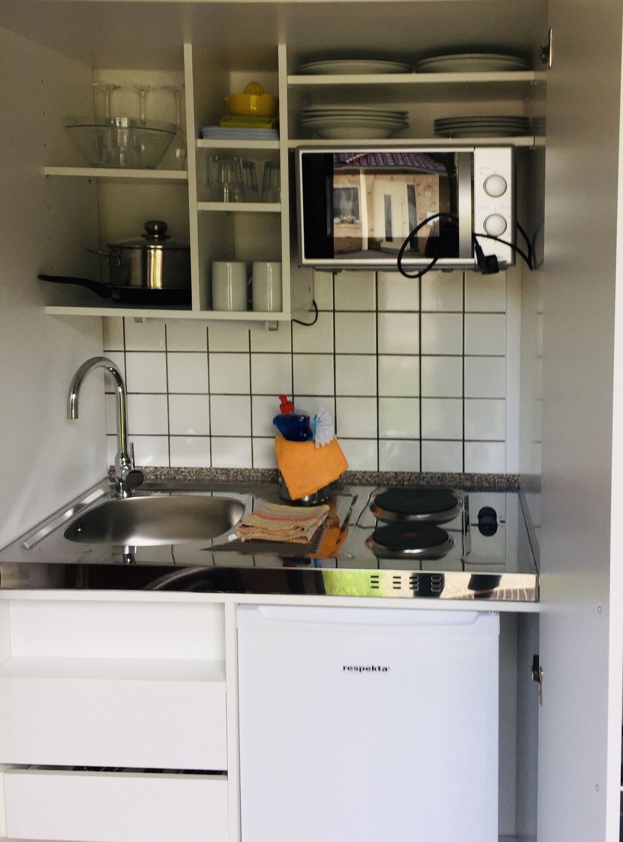 Kleinkueche/Pantry