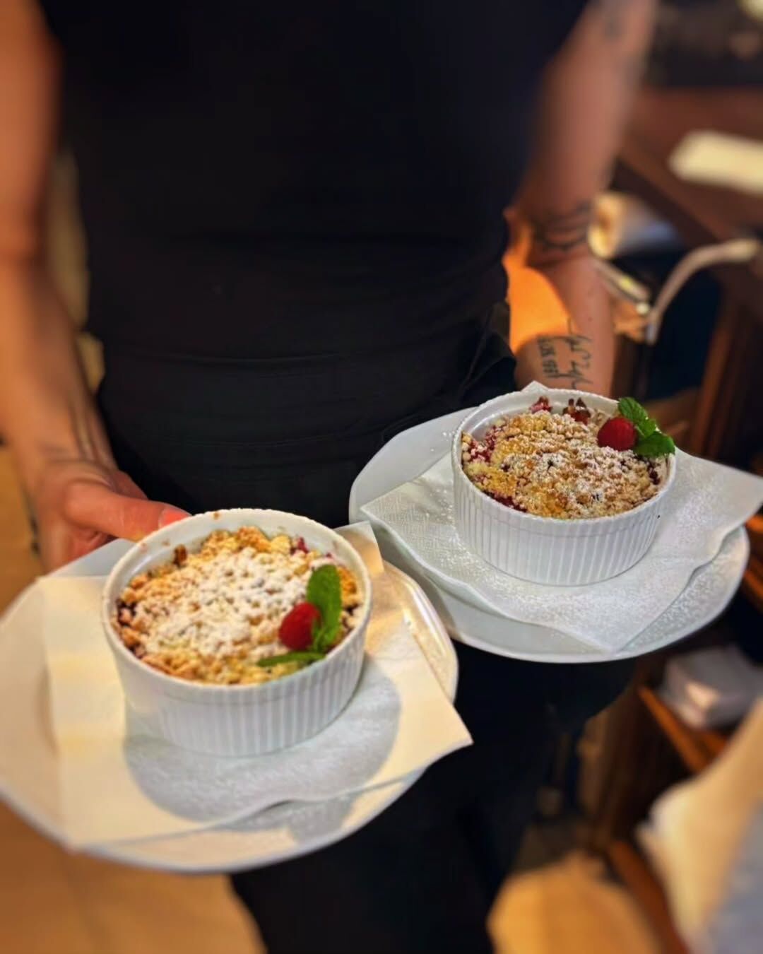 Deser malinowy pod kruszonka