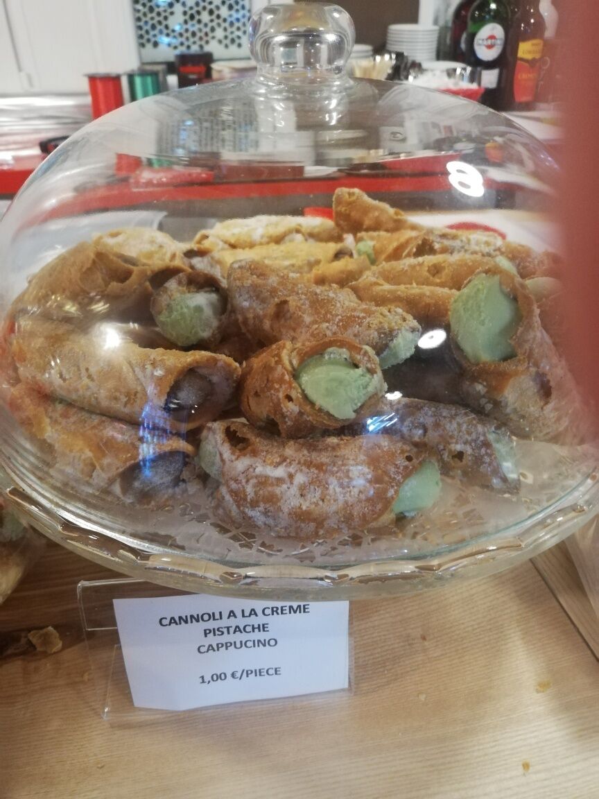 Cannoli à la crème pistache cappucino