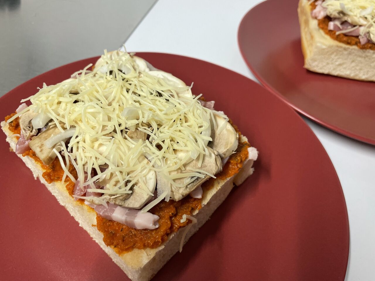 LES TARTINES CHAUDES