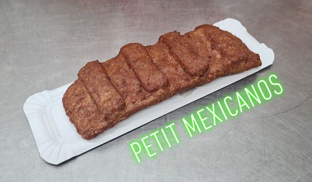 PETIT MEXICANOS
Viande de poulet/bœuf et porc avec poivrons légèrement relevé