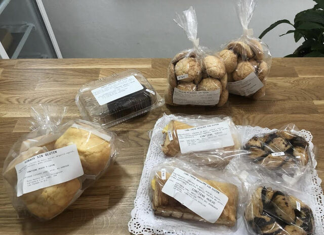 Increíble variedad de productos de Ruth Medina... por encargo, disfrutar al momento en tienda... !! ❤️