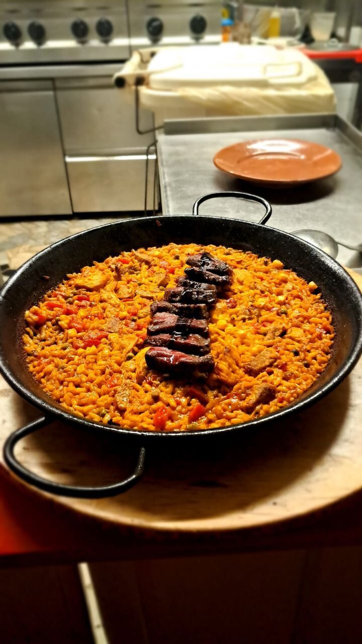 paella di carne