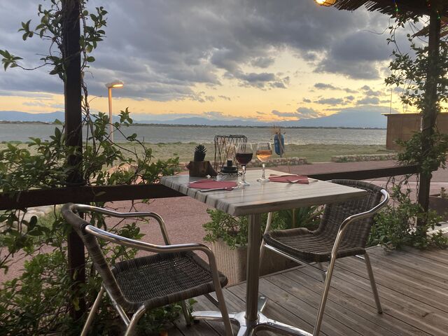 NOTRE TERRASSE AVEC VUE EPOUSTOUFLANTE