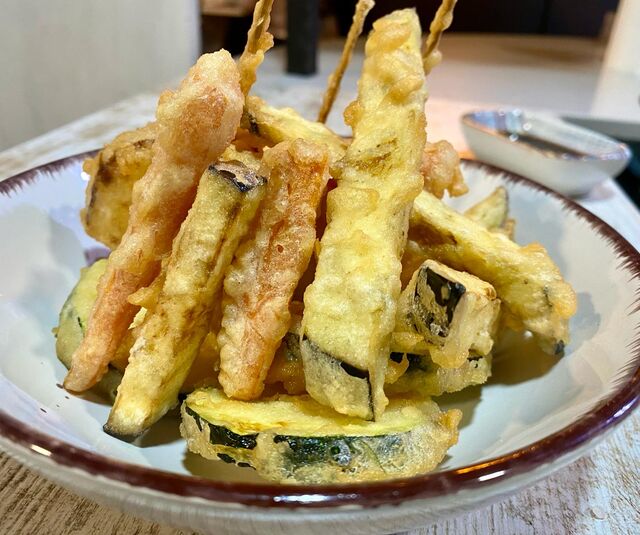 Tempura de verduras/ (EN)Vegetable tempura/ (FR) Tempura de légumes.