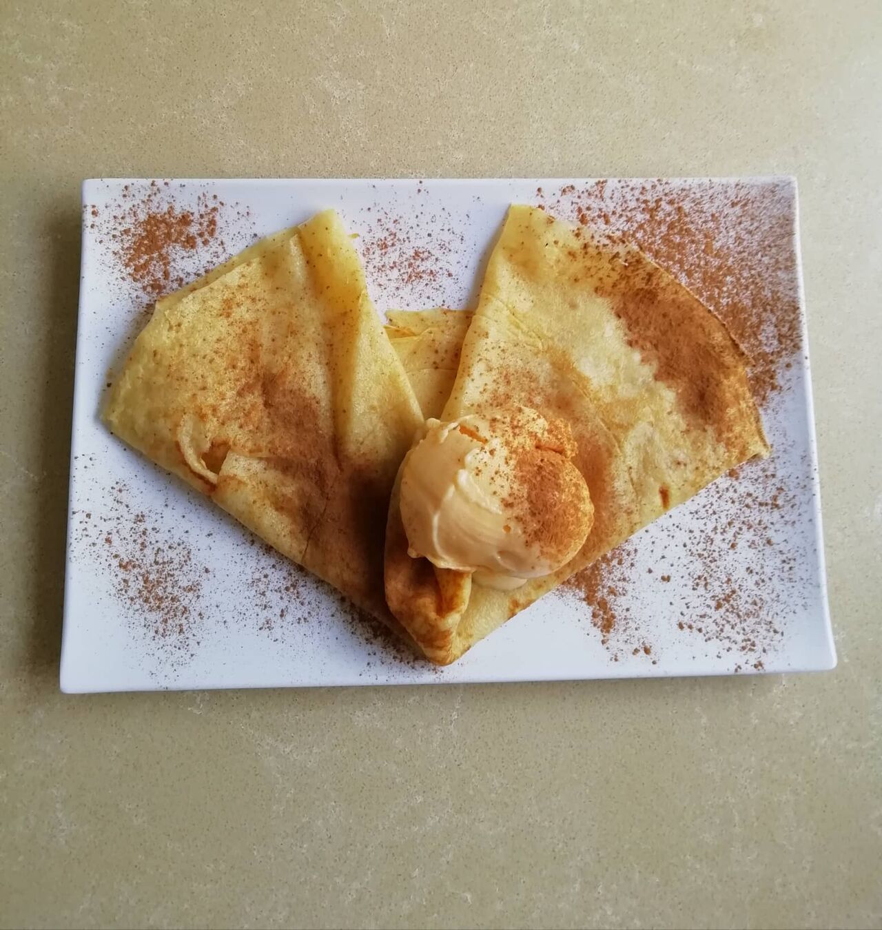 Crepe com Gelado