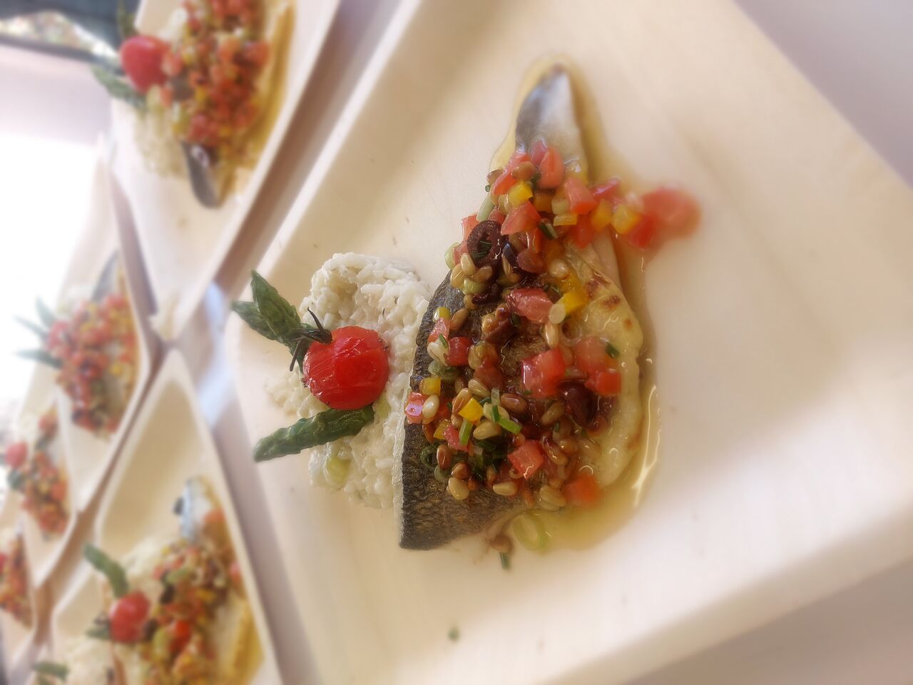 Filet de dorade rôti, risotto aux asperges, sauce vierge