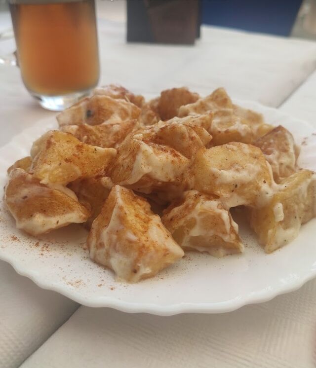 Bravas