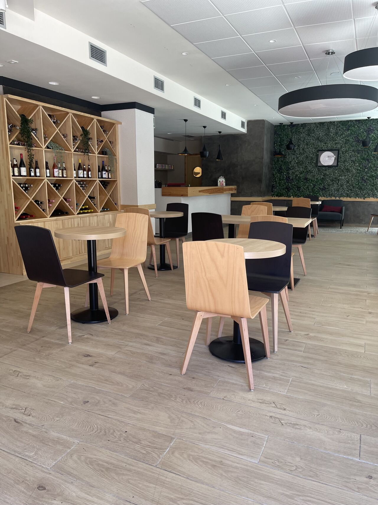 Contamos con un espacio cómodo y acogedor !