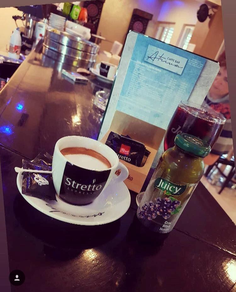 Dobro jutro Vam želi caffe bar Atrium ☀️
Dođite na savršeno pripremljenu kavu naše drage Reić Ivana ☕️
