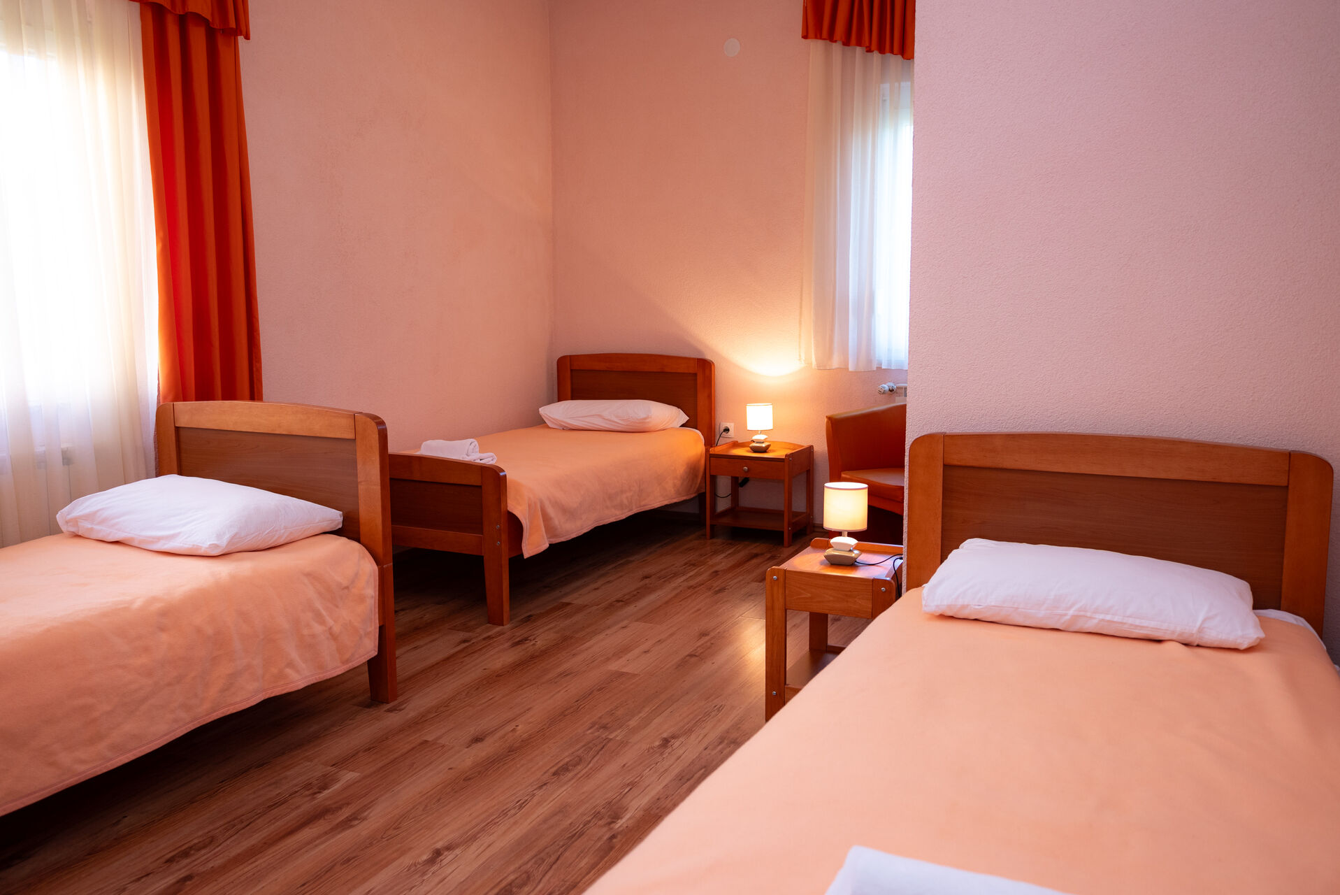 Motel & Restoran Maki