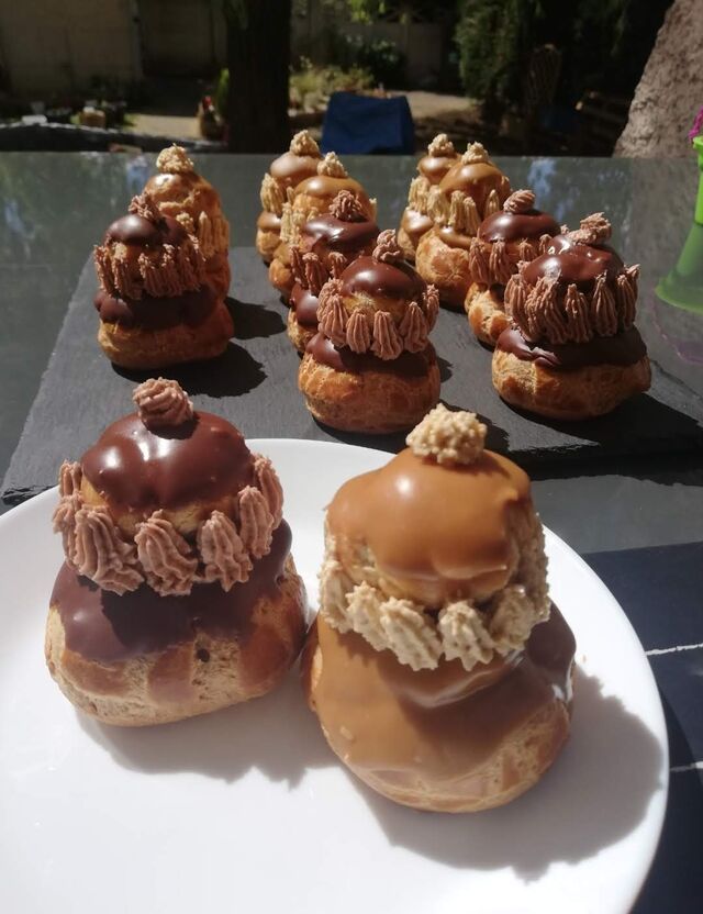 Religieuse au chocolat ou au café