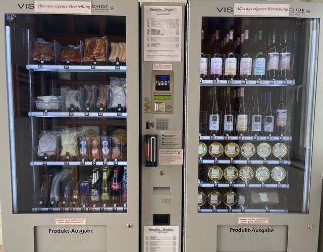 24h Automat im Eingangsbereich